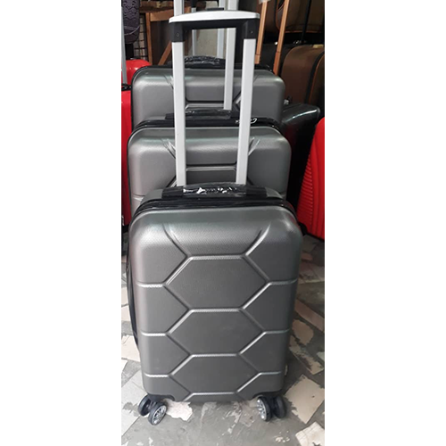 3 PIECE SET TRAVELLING LUGGAGE