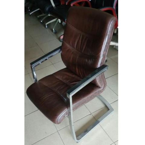 Executive Visitor's Chair RM Model Brown